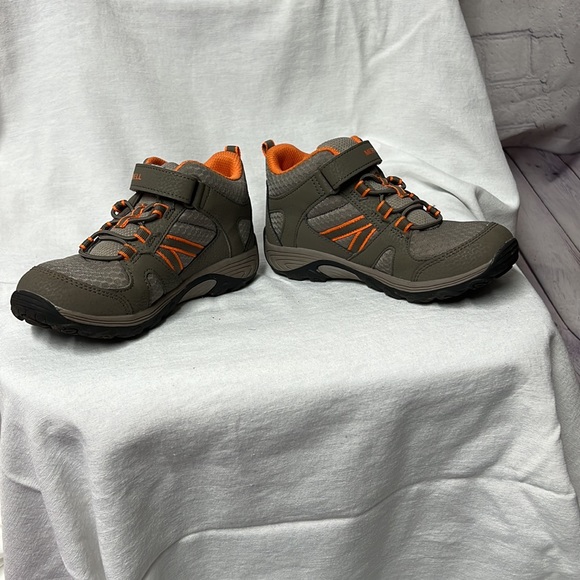 Velcro kids sneakers - Picture 2 of 5